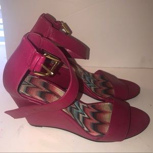 Hot pink wedges